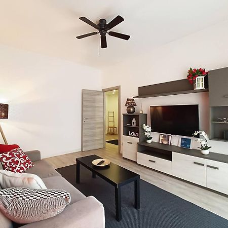 Genova Center Apartment - San Martino ภายนอก รูปภาพ