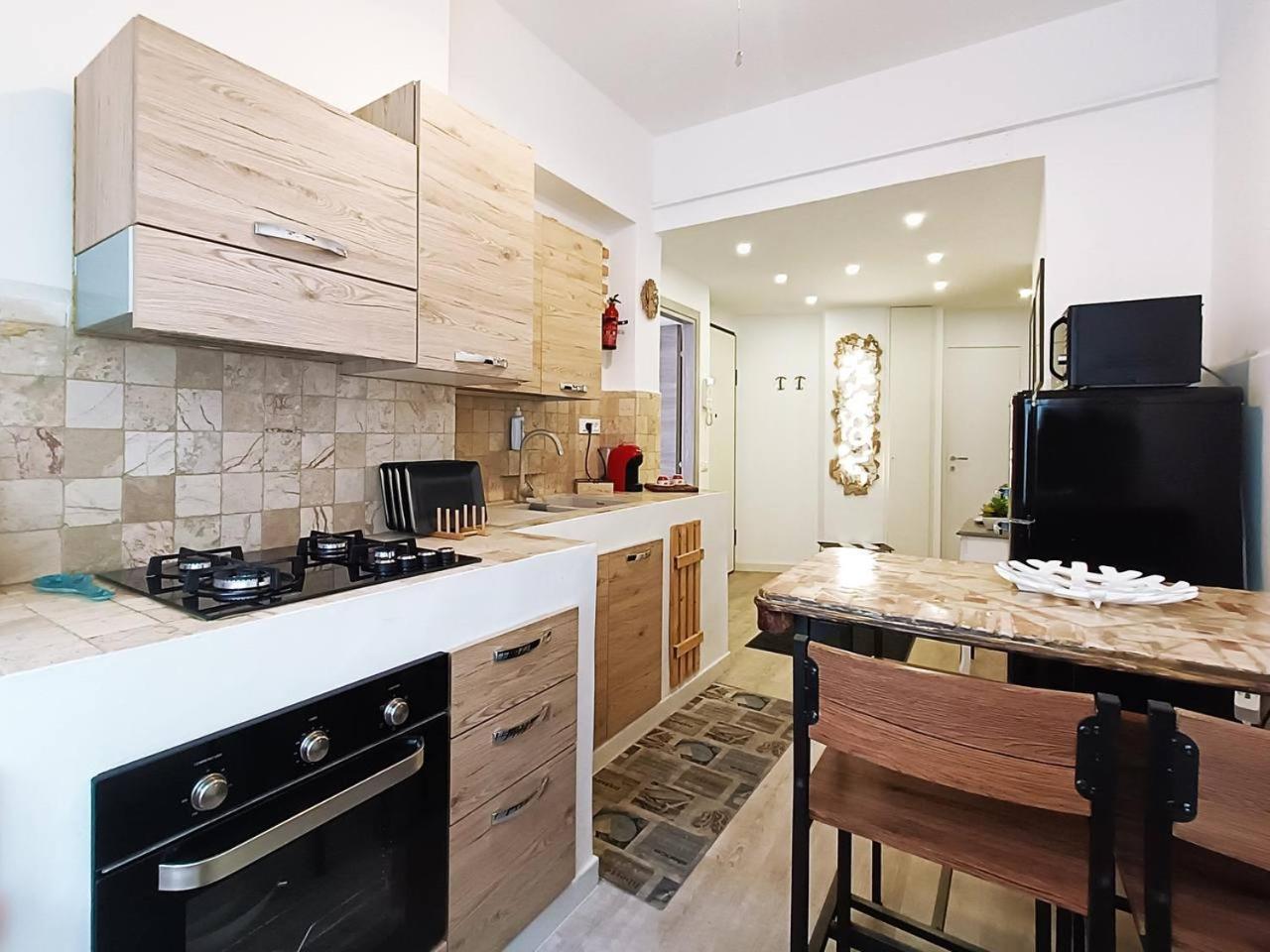 Genova Center Apartment - San Martino ภายนอก รูปภาพ